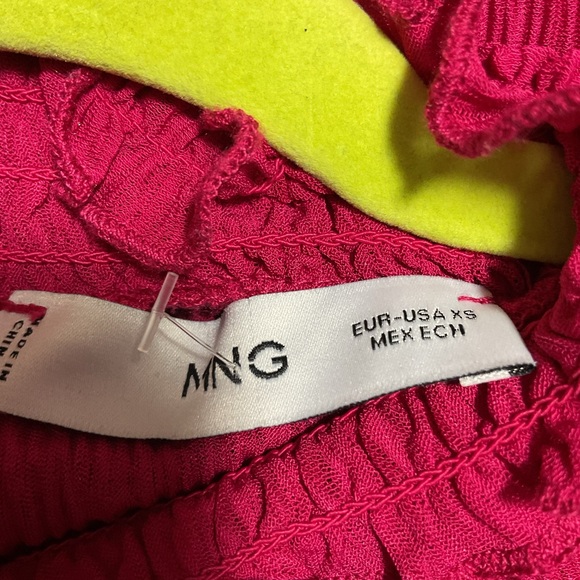 Mango Textured turtleneck Fuchsia Blouse with Ruffled Neckline - Picture 5 of 12